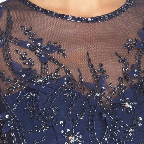 NWT JS Collections [ 0‎ or 2 ] Embellished Mesh & Chiffon Gown in Navy Blue - Picture 6 of 8